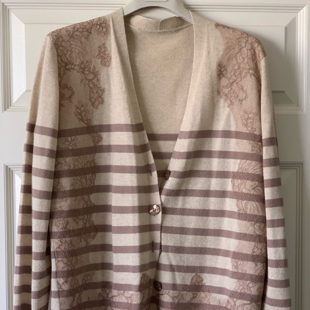 Valentino Wool Cardigan. Size M. Never worn.